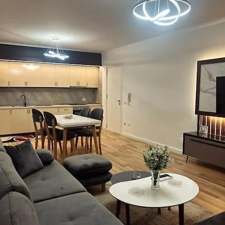Apartment Art's *