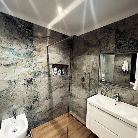 Apartamento Art's Tirana
